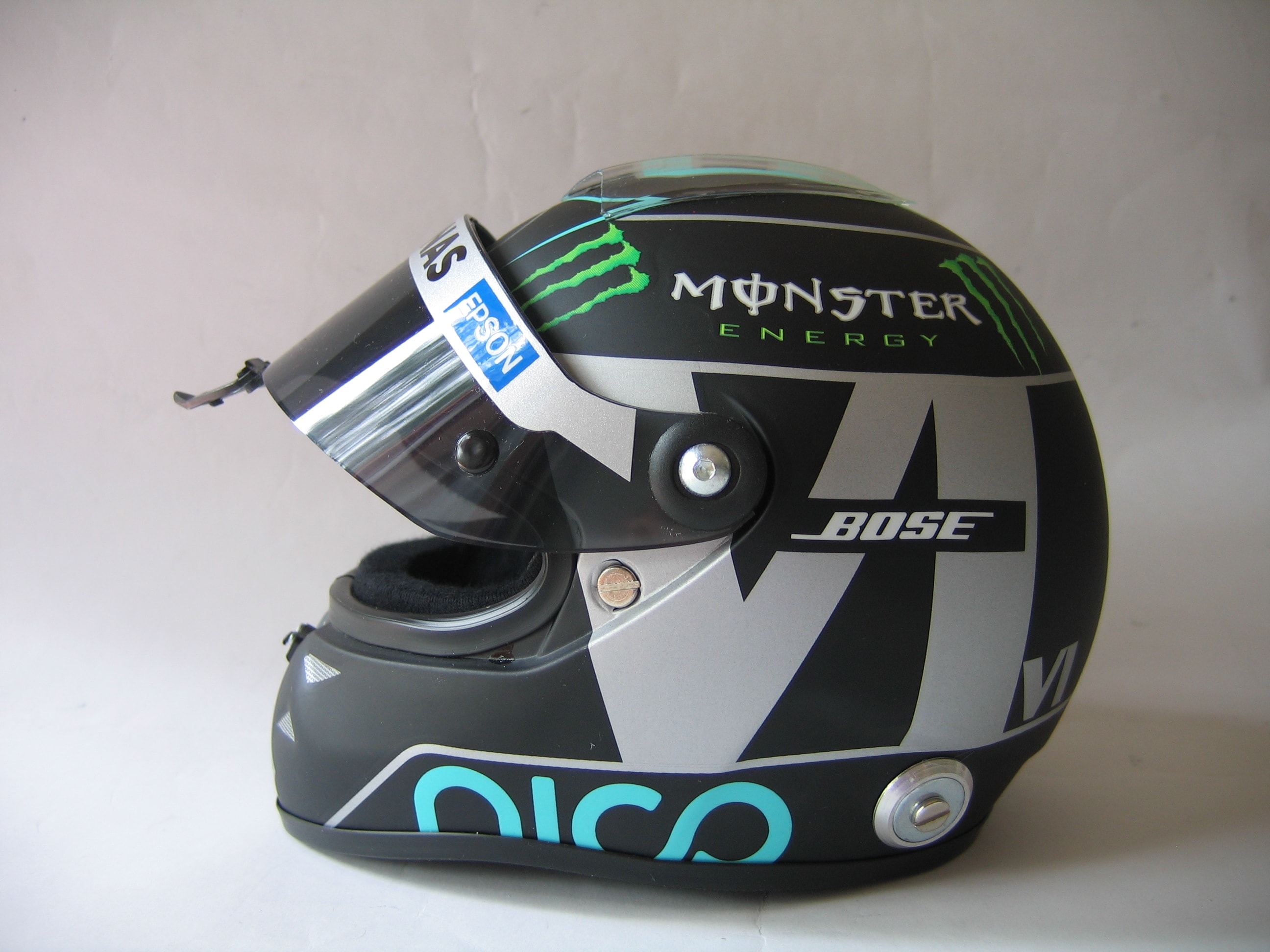 Nico Rosberg 2015 helemt