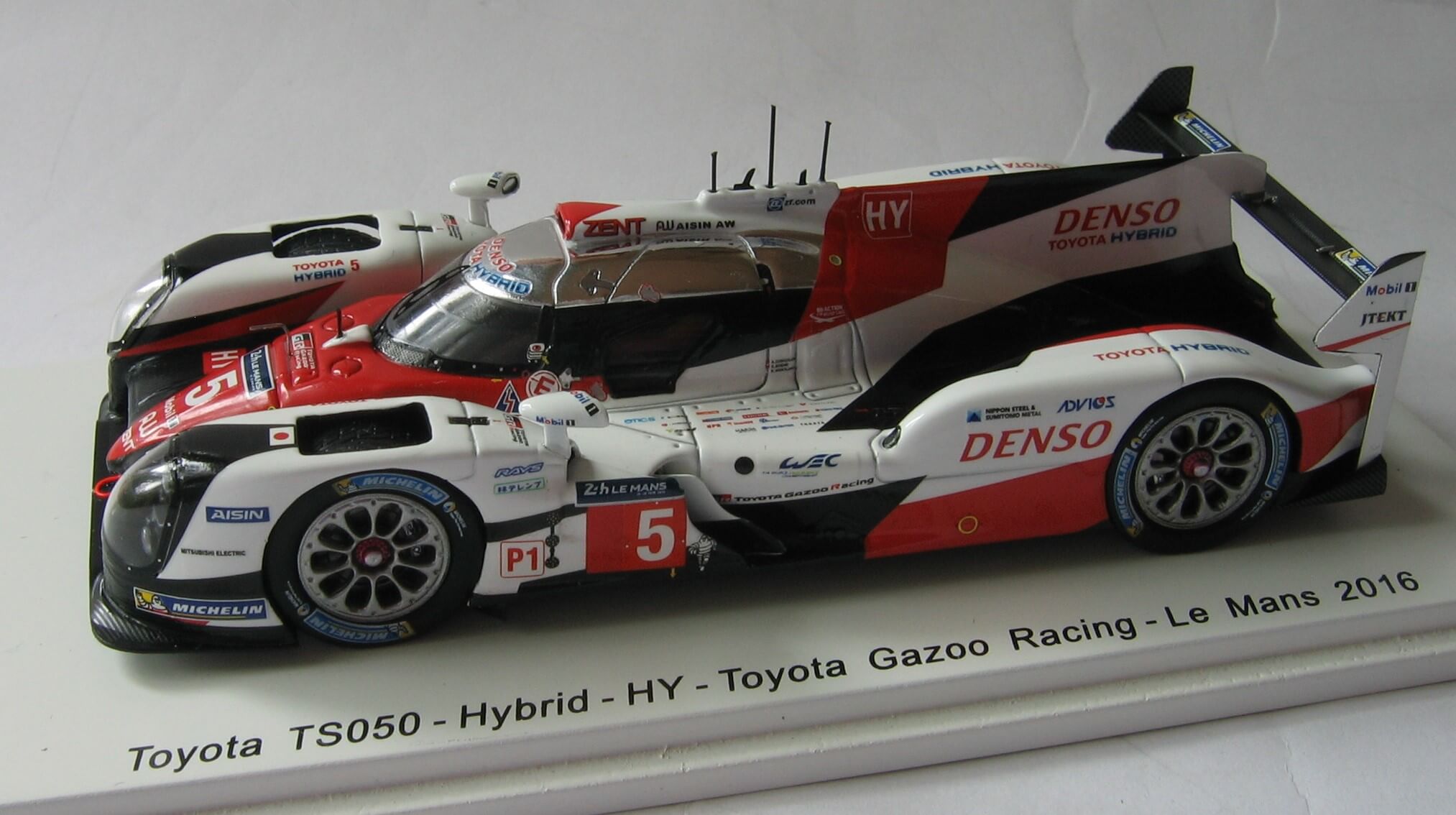 Toyota TS050 2016